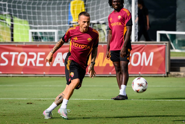 angelino-e-kone