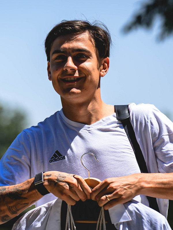 dybala-raduno