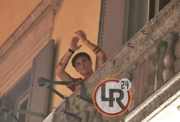 via-degli-uffici-del-vicario-35-dybala-5
